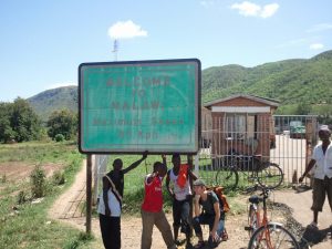 Randi at the Tanzania–Malawi border